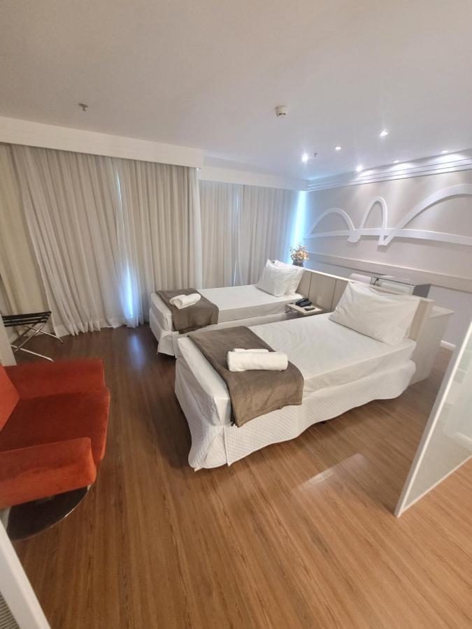 Flat Mercure Brasilia Lider By Rei Dos Flats Exterior foto