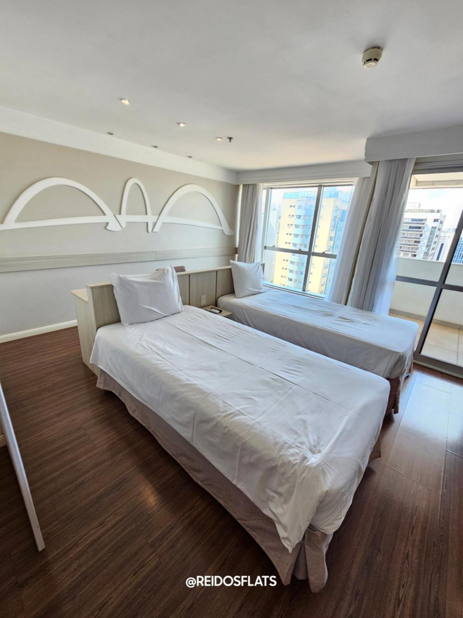 Flat Mercure Brasilia Lider By Rei Dos Flats Exterior foto