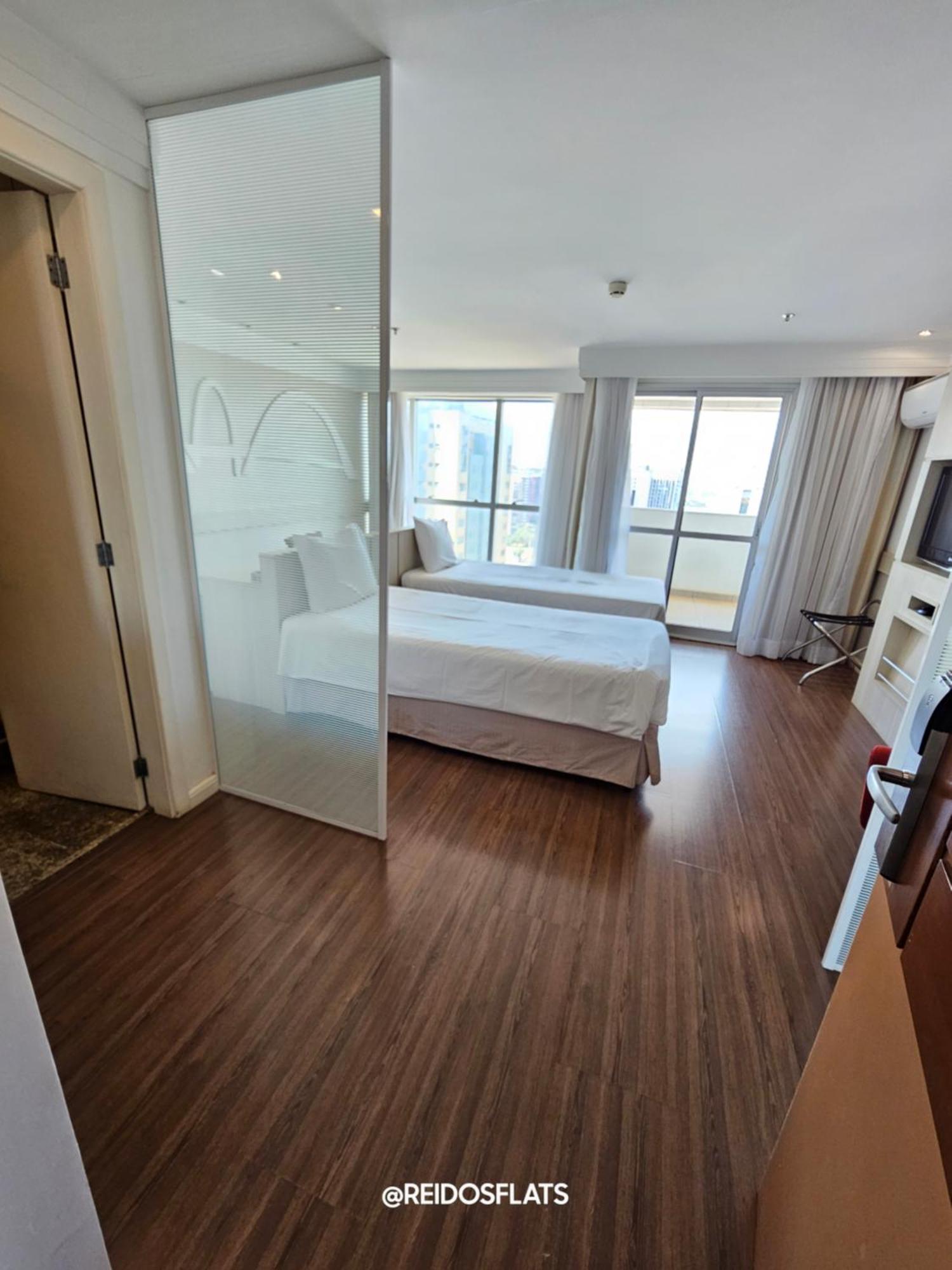 Flat Mercure Brasilia Lider By Rei Dos Flats Exterior foto