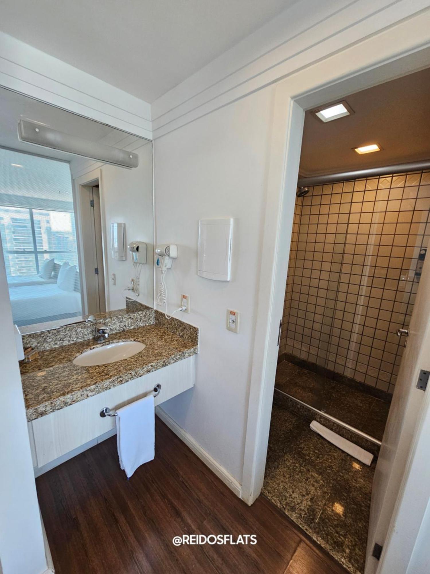 Flat Mercure Brasilia Lider By Rei Dos Flats Exterior foto