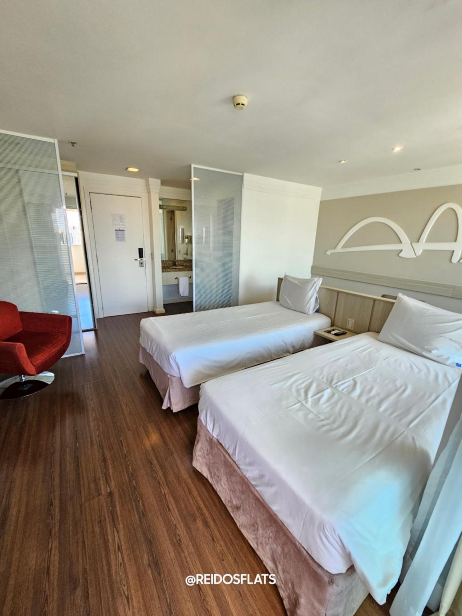Flat Mercure Brasilia Lider By Rei Dos Flats Exterior foto